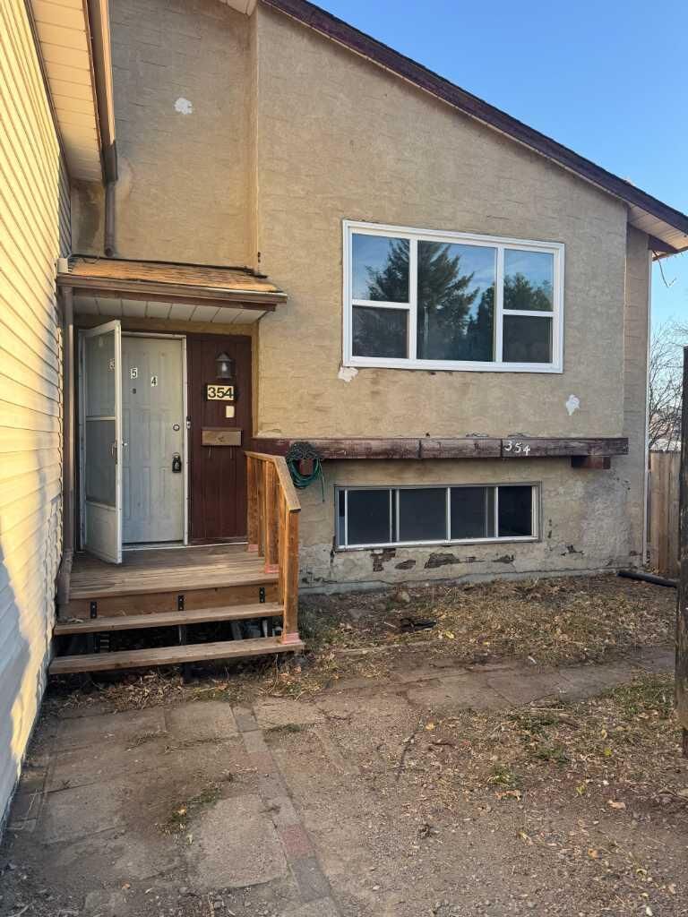 Property Photo:  354 Fonda Way SE  AB T2A 5V9 