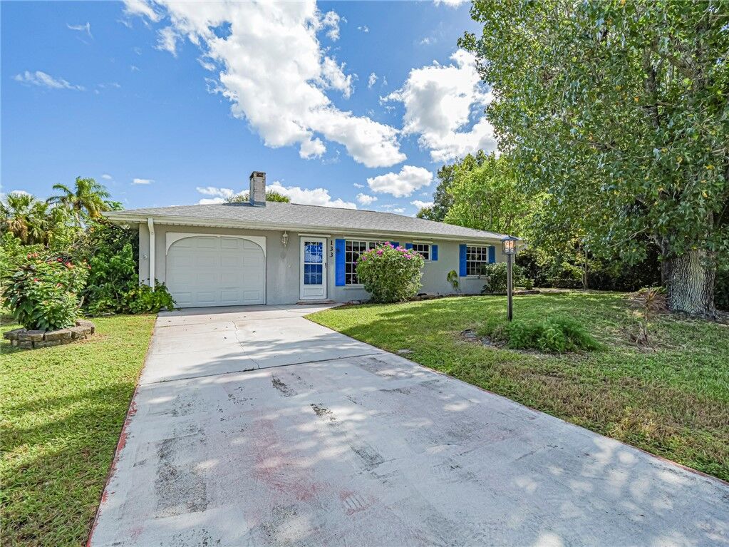 Property Photo: 133 Easy Street FL 32958