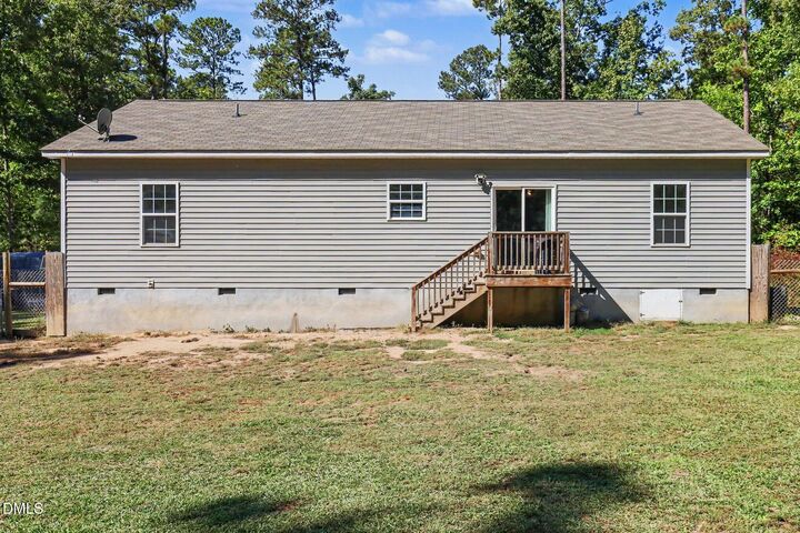 Property Photo:  719 Poole Road E  NC 27562 