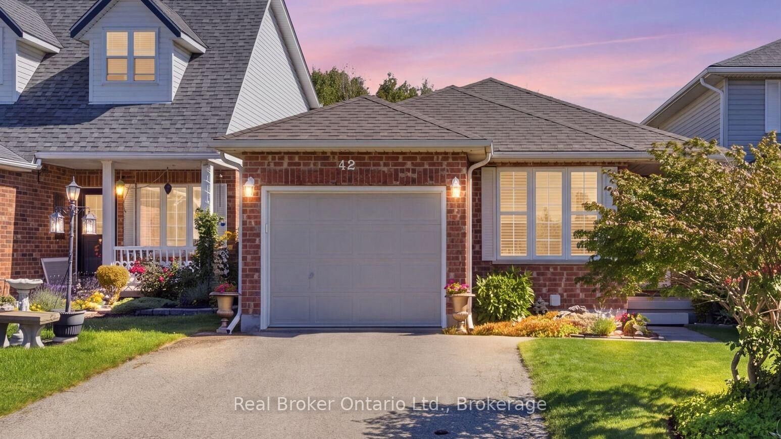 Property Photo: 42 Fletcher Court ON N1E 7G8