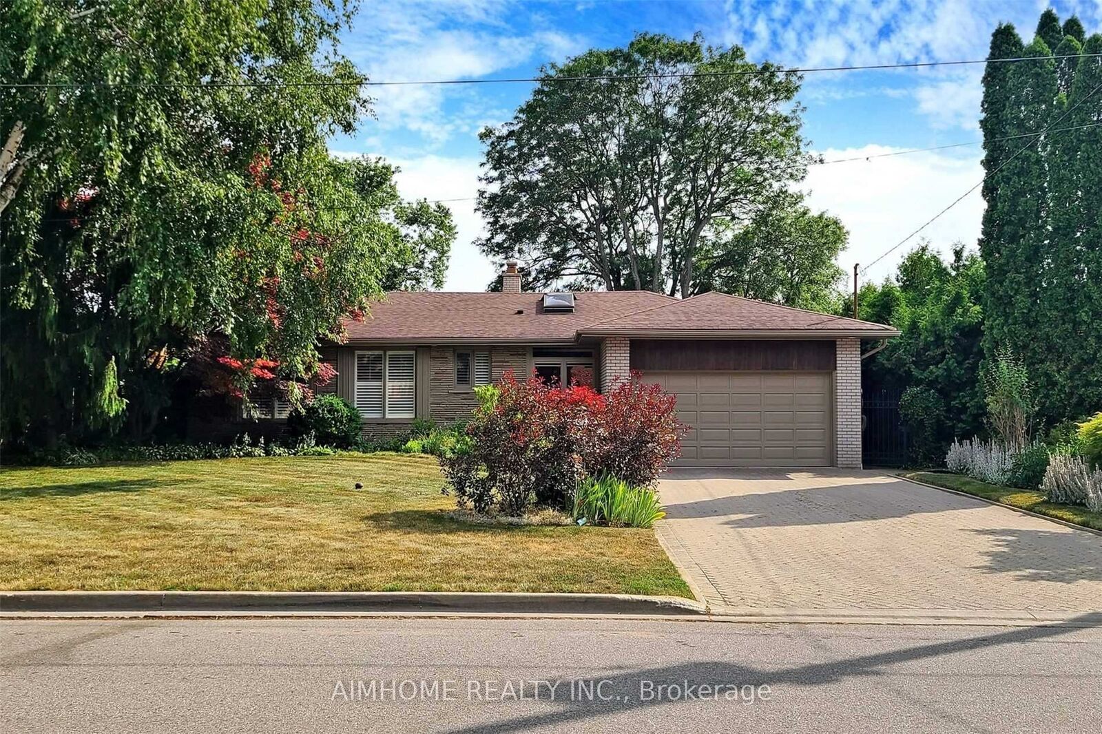 Property Photo:  103 Alamosa Drive  ON M2J 2N8 
