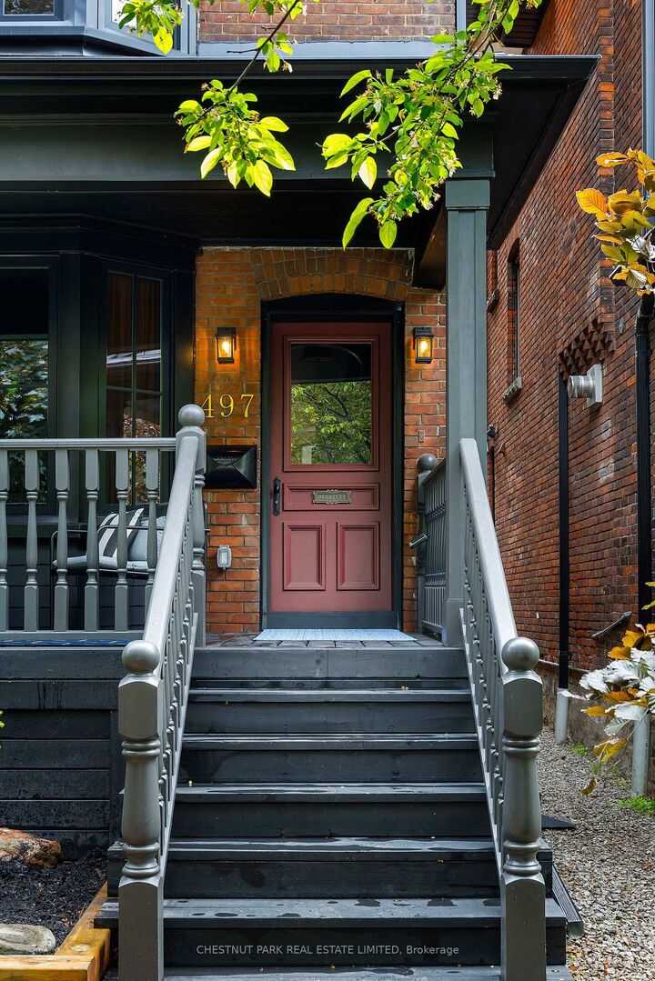 Property Photo:  497 Brunswick Avenue  ON M5R 2Z6 