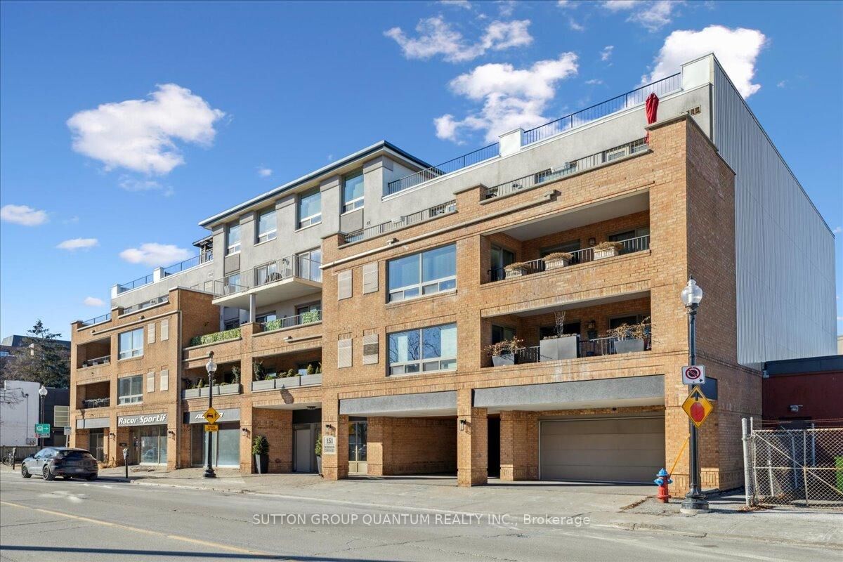 Property Photo:  151 Robinson Street 401  ON L6J 7N3 