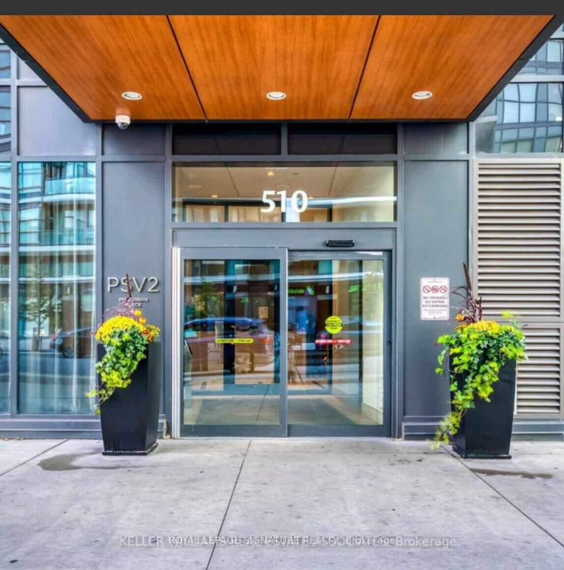 Property Photo: 510 Curran Place 402 ON M5J 1B5