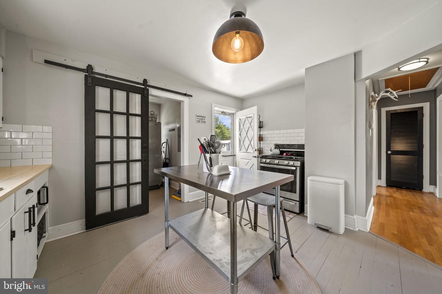 Property Photo:  126 Ridgeway Street  VA 22401 