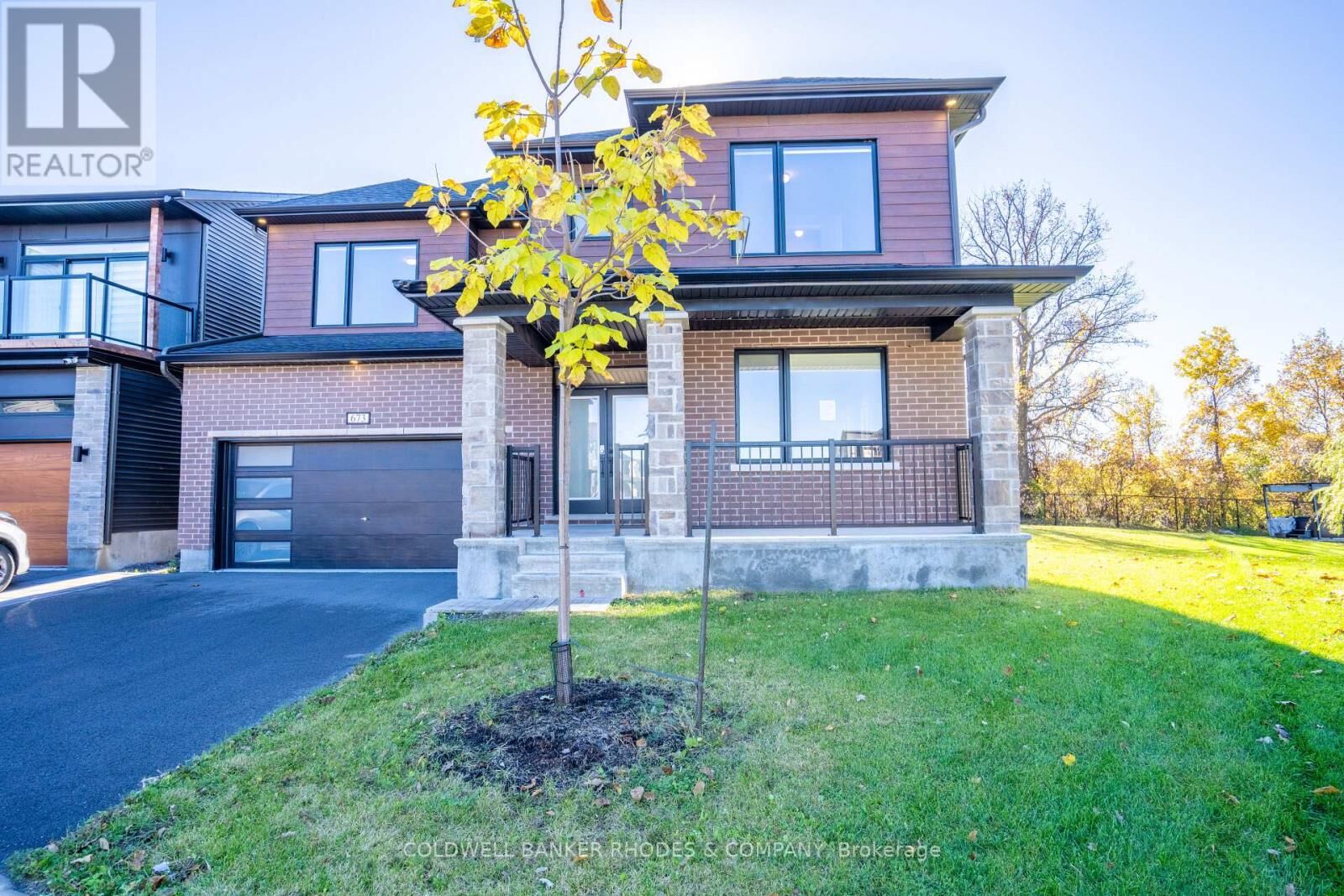 Property Photo:  673 Fenwick Way  ON K2J 7E6 