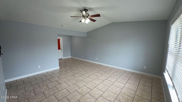 Property Photo: 4024 Upas Street FL 32408