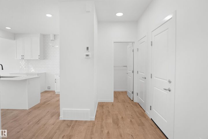 Property Photo: 3336 Granville Drive NW AB T5T 7Z3