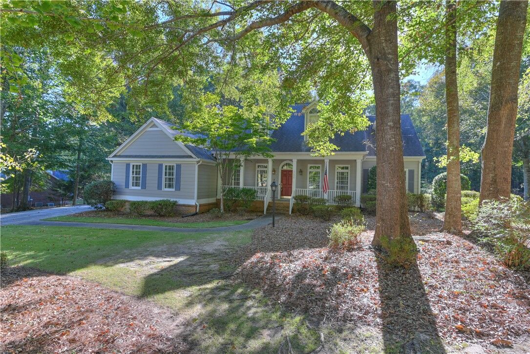 Property Photo: 1456 Crossing Way AL 36830