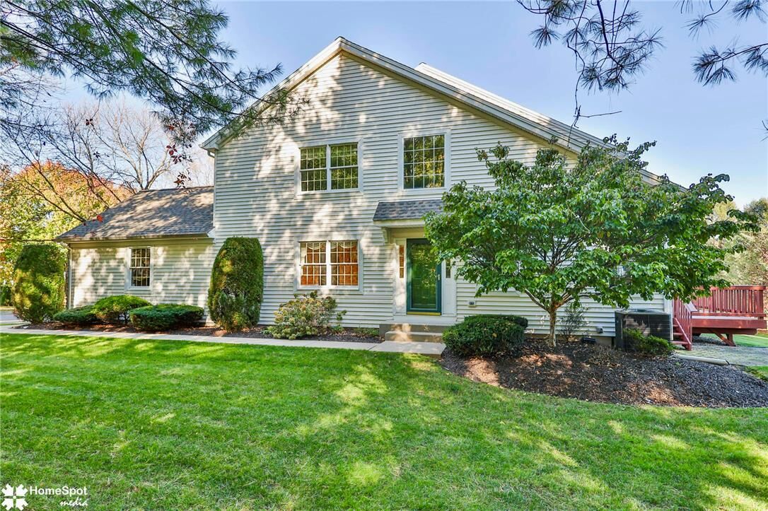 Property Photo:  2841 Hope Ridge Drive  PA 18045 