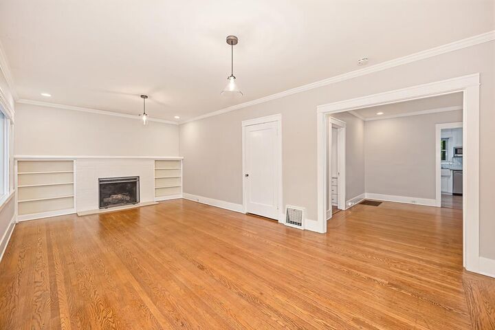 Property Photo: 1050 37th Street CA 95816