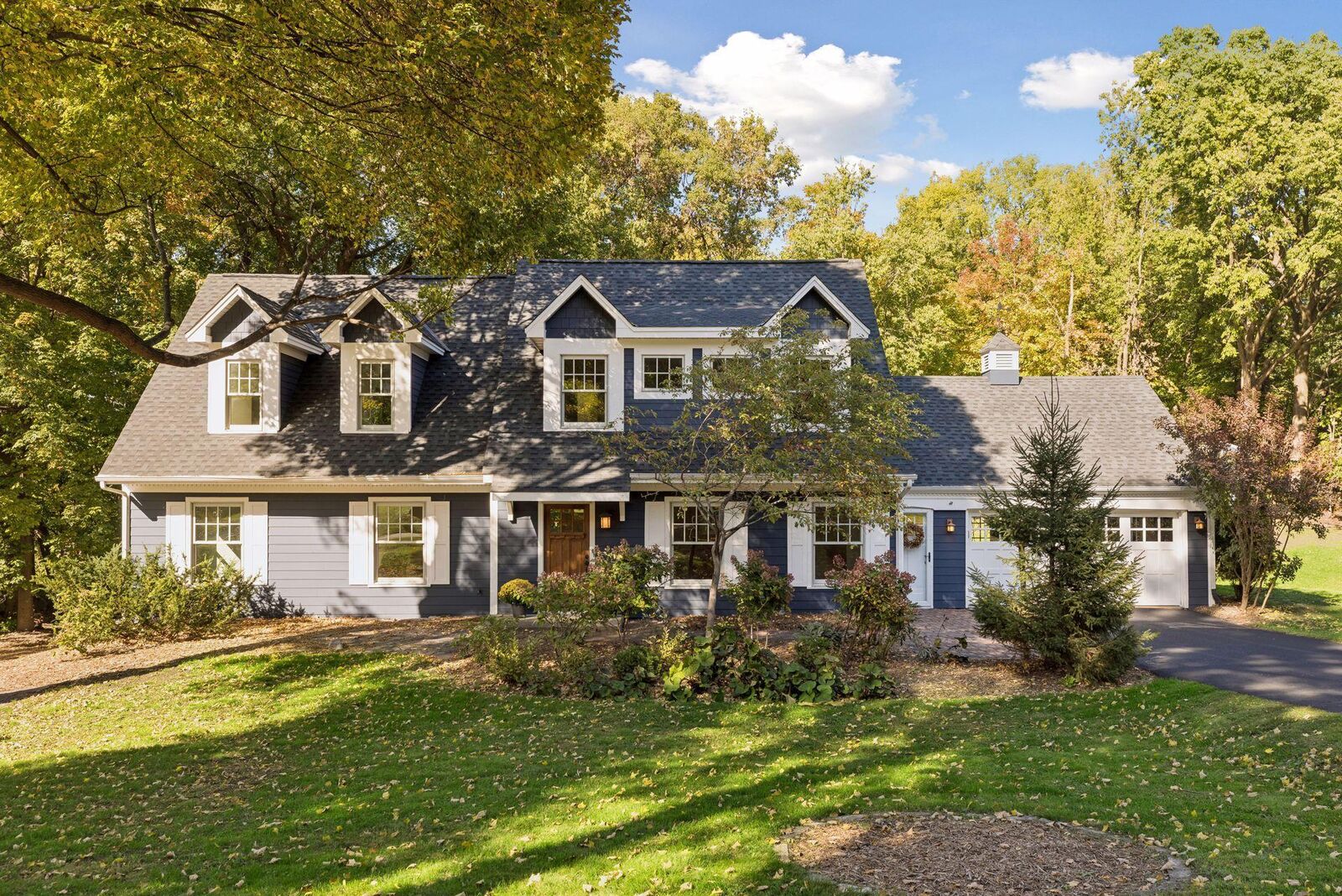 Property Photo:  18930 Azure Road  MN 55391 