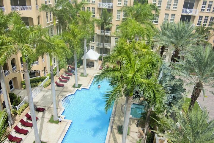 Property Photo:  3001 NE 185th St 636  FL 33180 