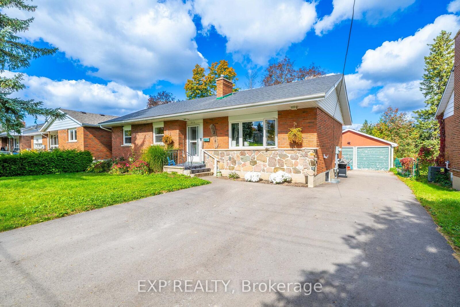 Property Photo:  314 First Avenue E (Lower Level)  ON L9V 2Y9 