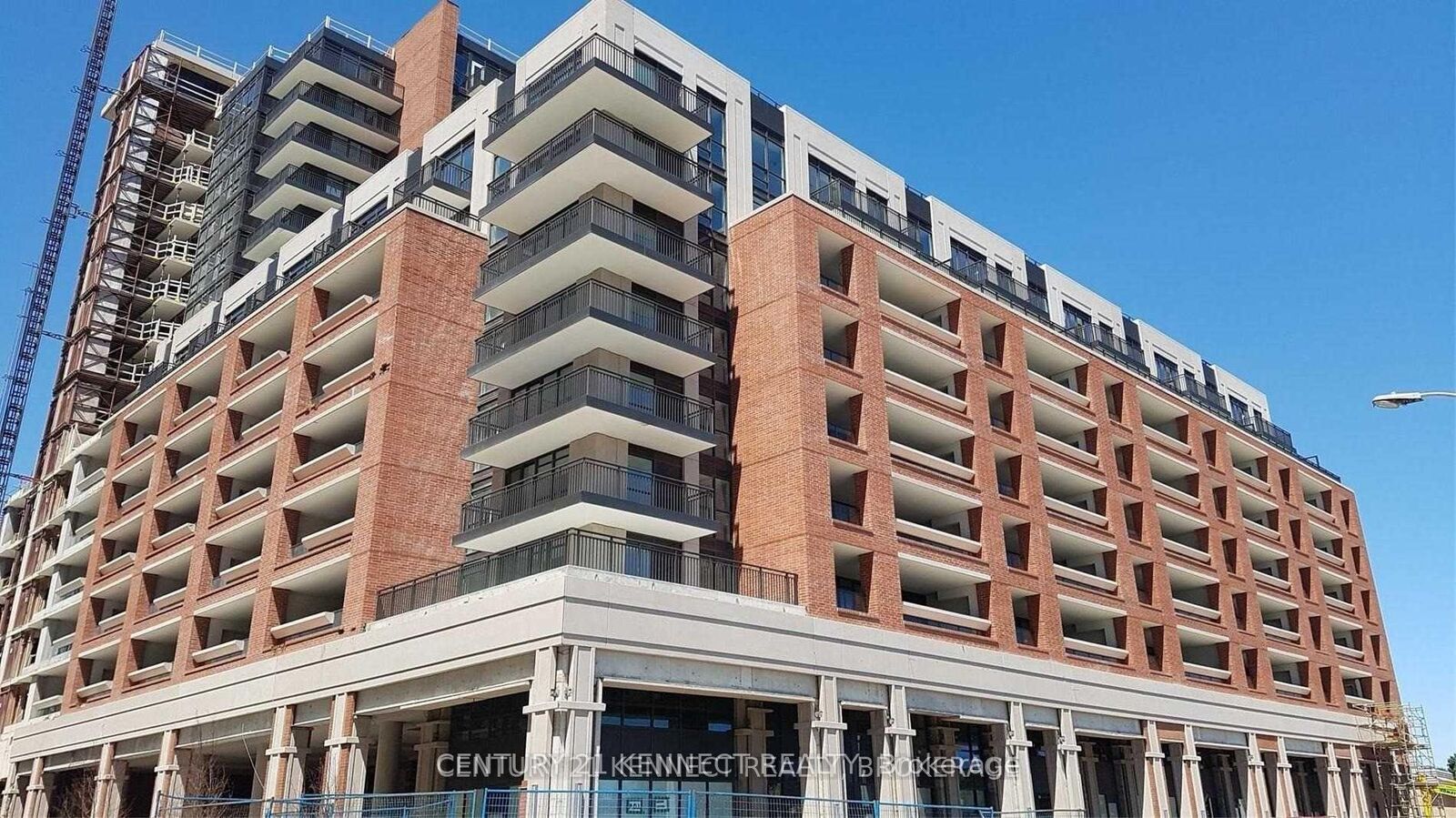 Property Photo:  3091 Dufferin Street 512  ON M6A 0C4 