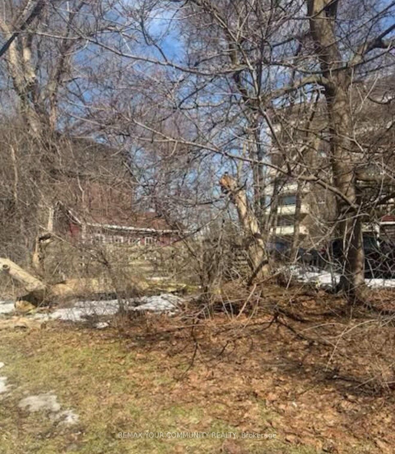 Property Photo:  67 Richmond Street  ON L4C 3Y3 