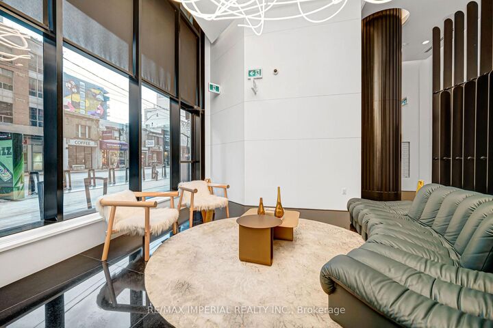 Property Photo:  280 Dundas Street W 601  ON M5T 0E3 