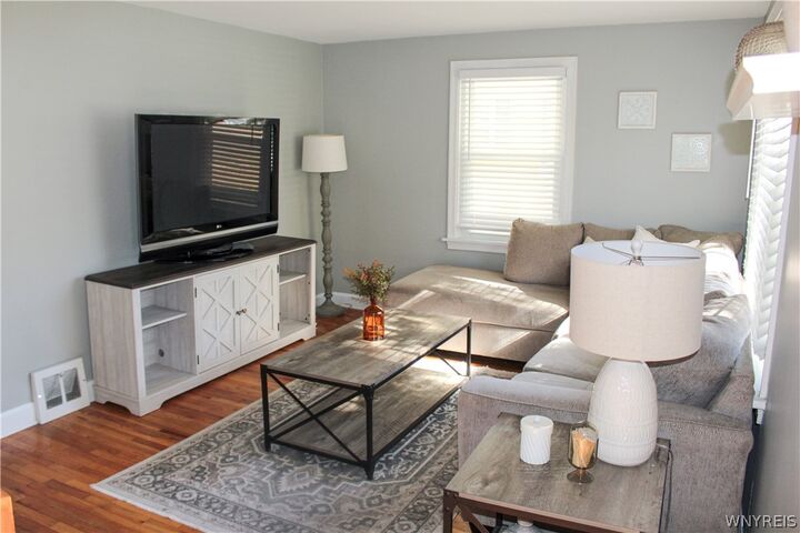 Property Photo:  148 E Union Street  NY 14075 