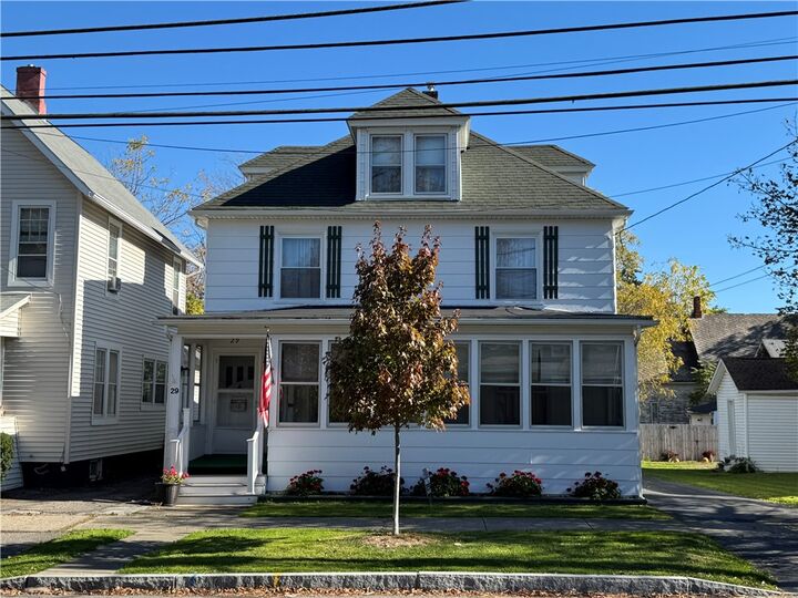 Property Photo:  29 Pulteney Street  NY 14456 