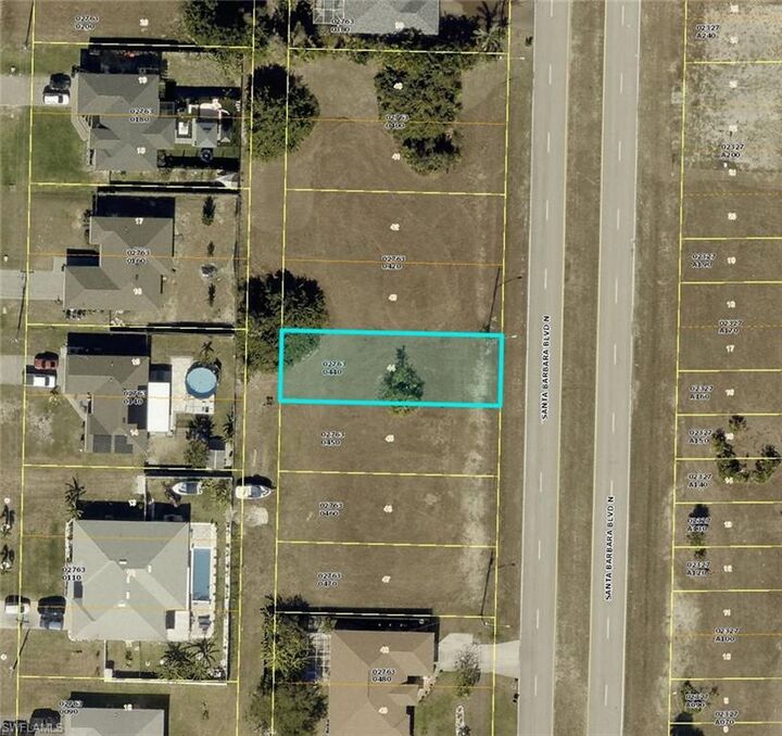 Property Photo: 2914 Santa Barbara Blvd N FL 33993
