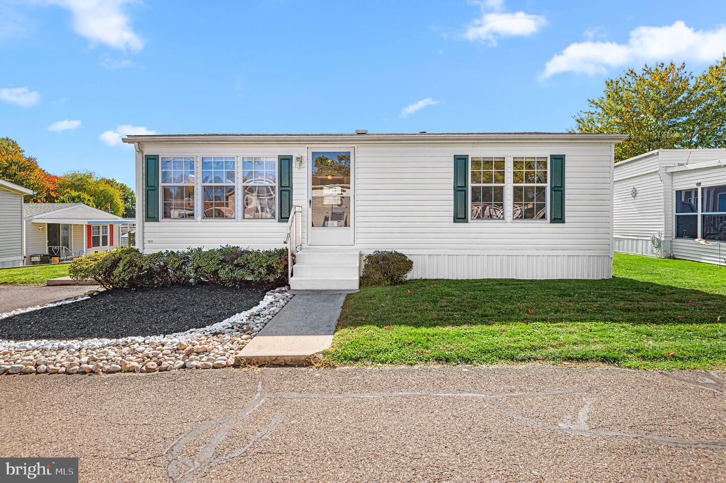 Property Photo: 2304 Brownsville Road H-28-Maple Ave PA 19053