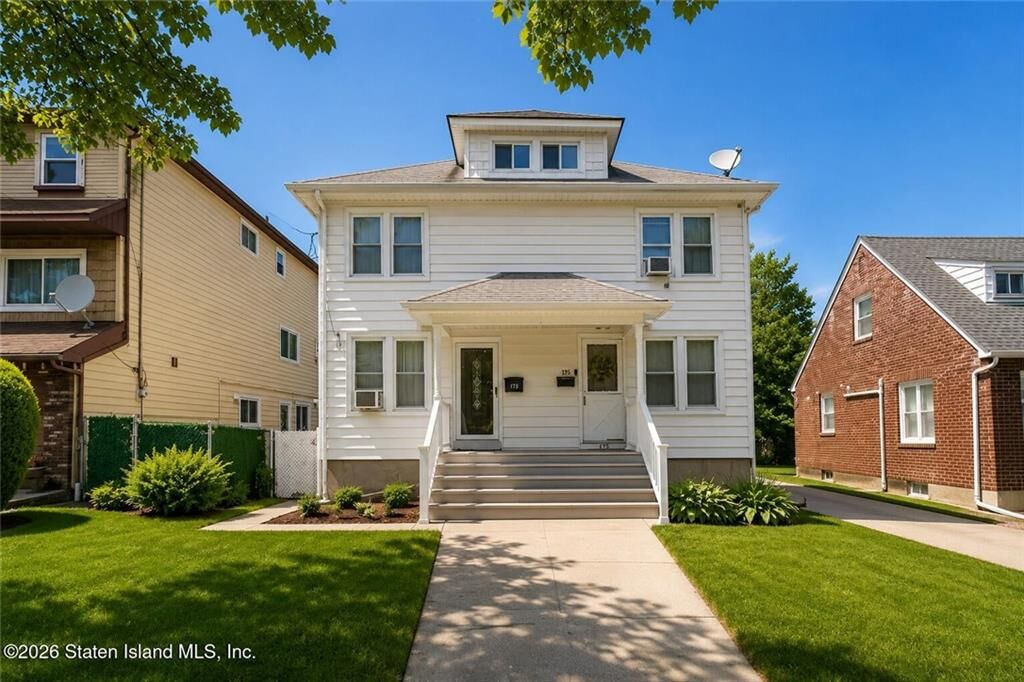 Property Photo:  173 Alter Avenue  NY 10304 