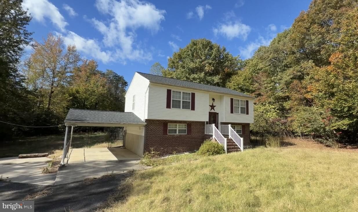 Property Photo:  11012 Cloverdale Street  VA 22407 