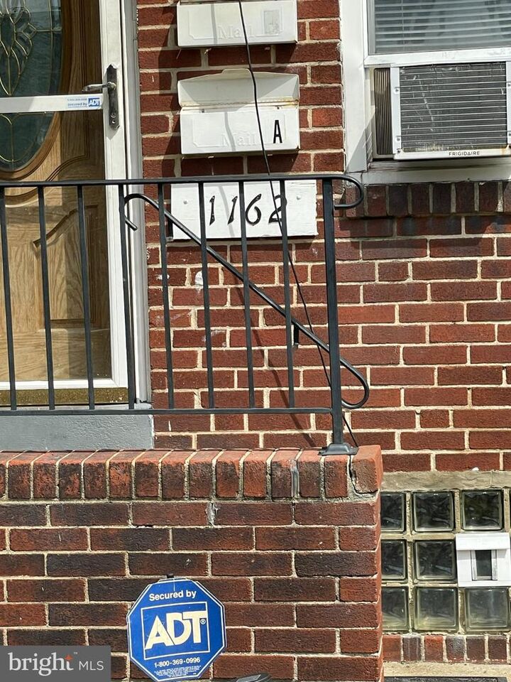 Property Photo:  1162 Empire Avenue  NJ 08103 