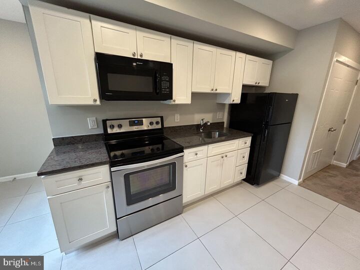 Property Photo:  114 O Street SW  DC 20024 