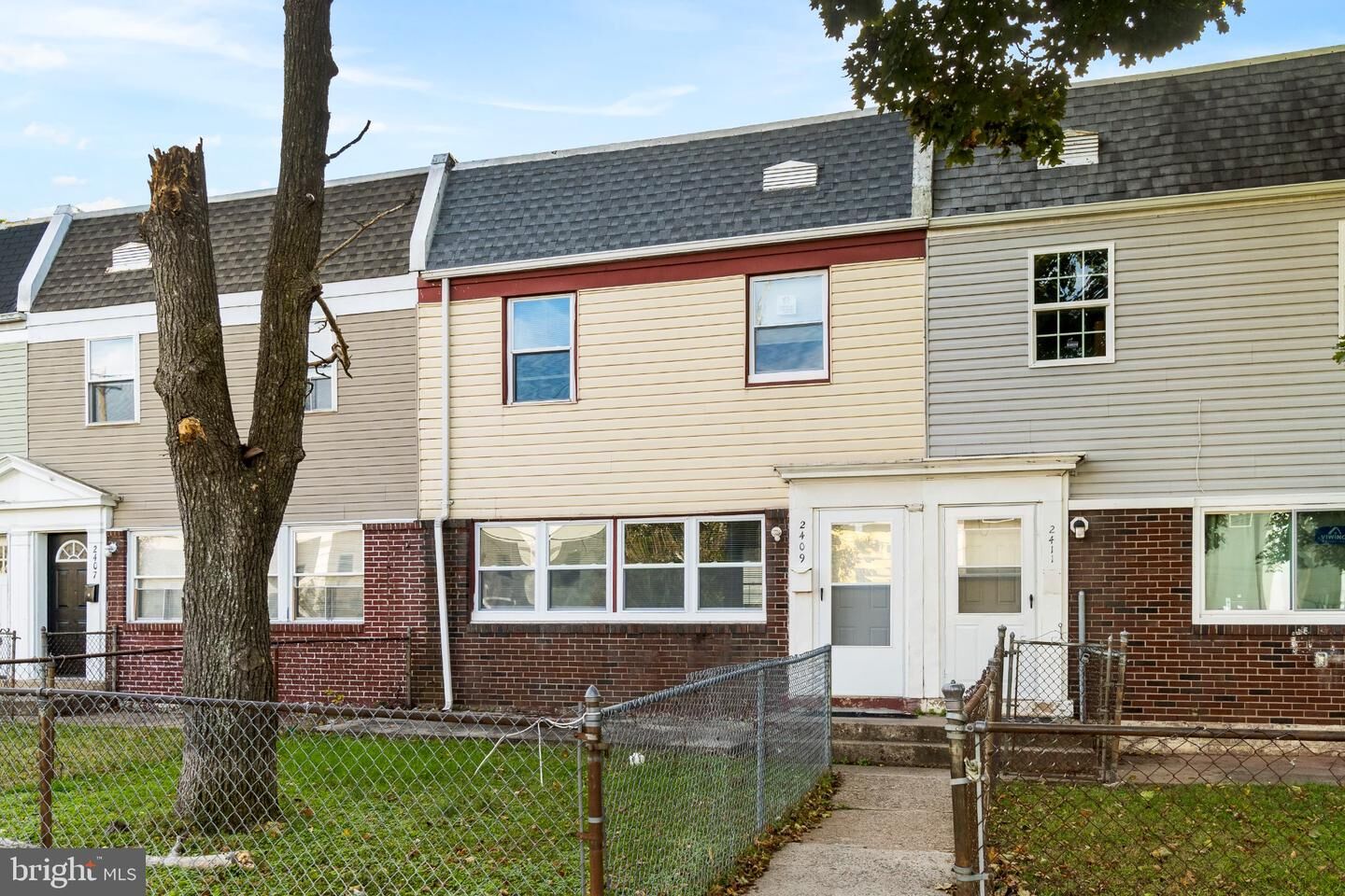 Property Photo: 2409 Bloomsdale Road PA 19057