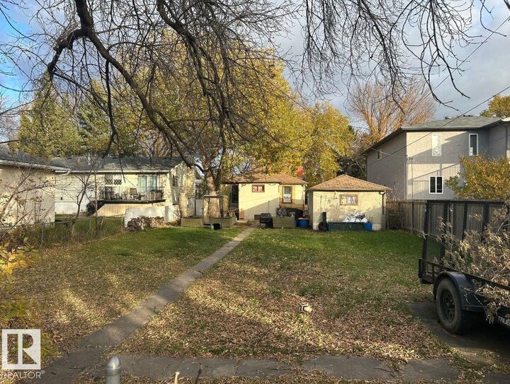 Property Photo:  9516 150 St NW  AB T5P 1M9 