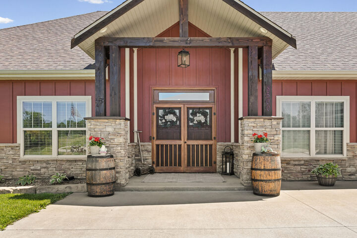 Property Photo: 8500 W Graham Rd MO 65279