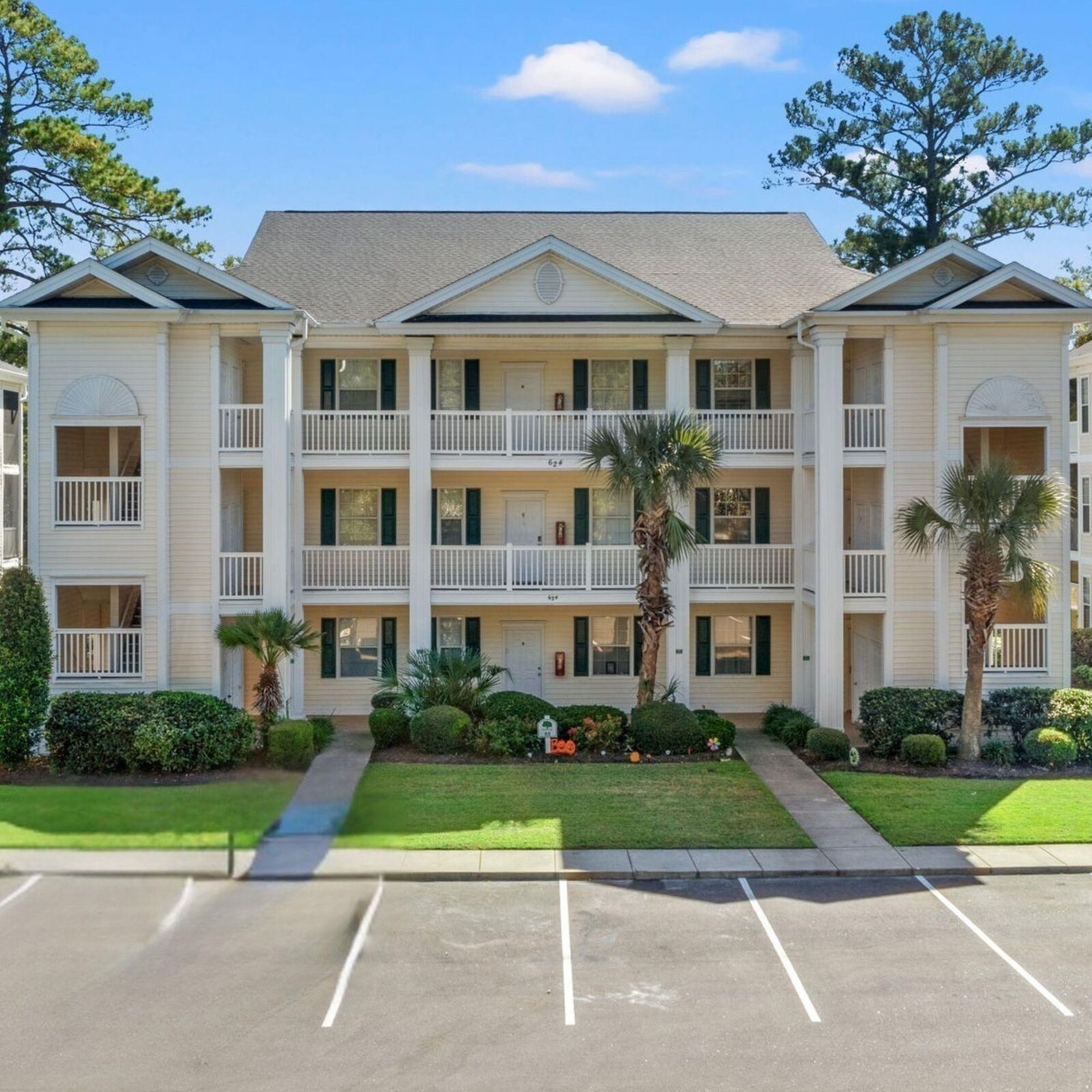 Property Photo: 620 River Oaks Dr. 53H SC 29579