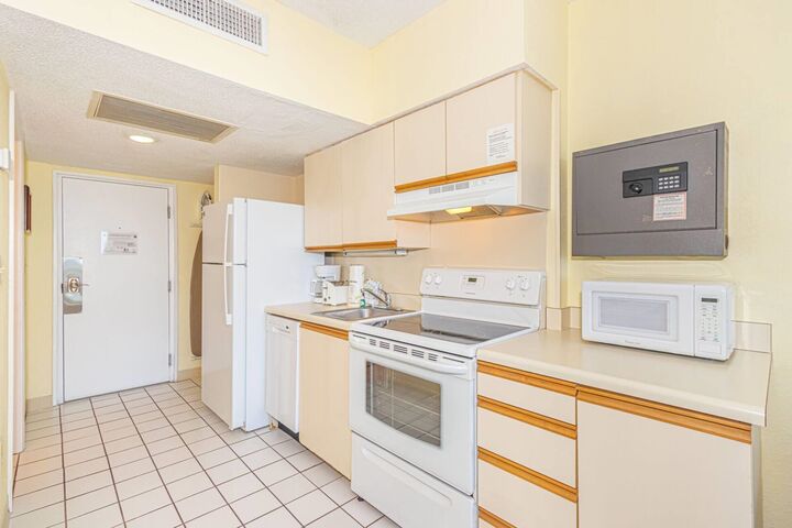 Property Photo:  1304 N Ocean Blvd. 303  SC 29577 
