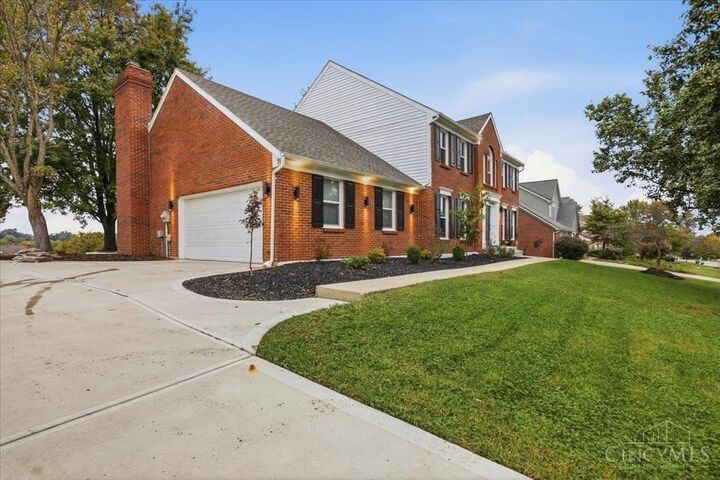 Property Photo:  8237 Eagle Ridge Drive  OH 45069 