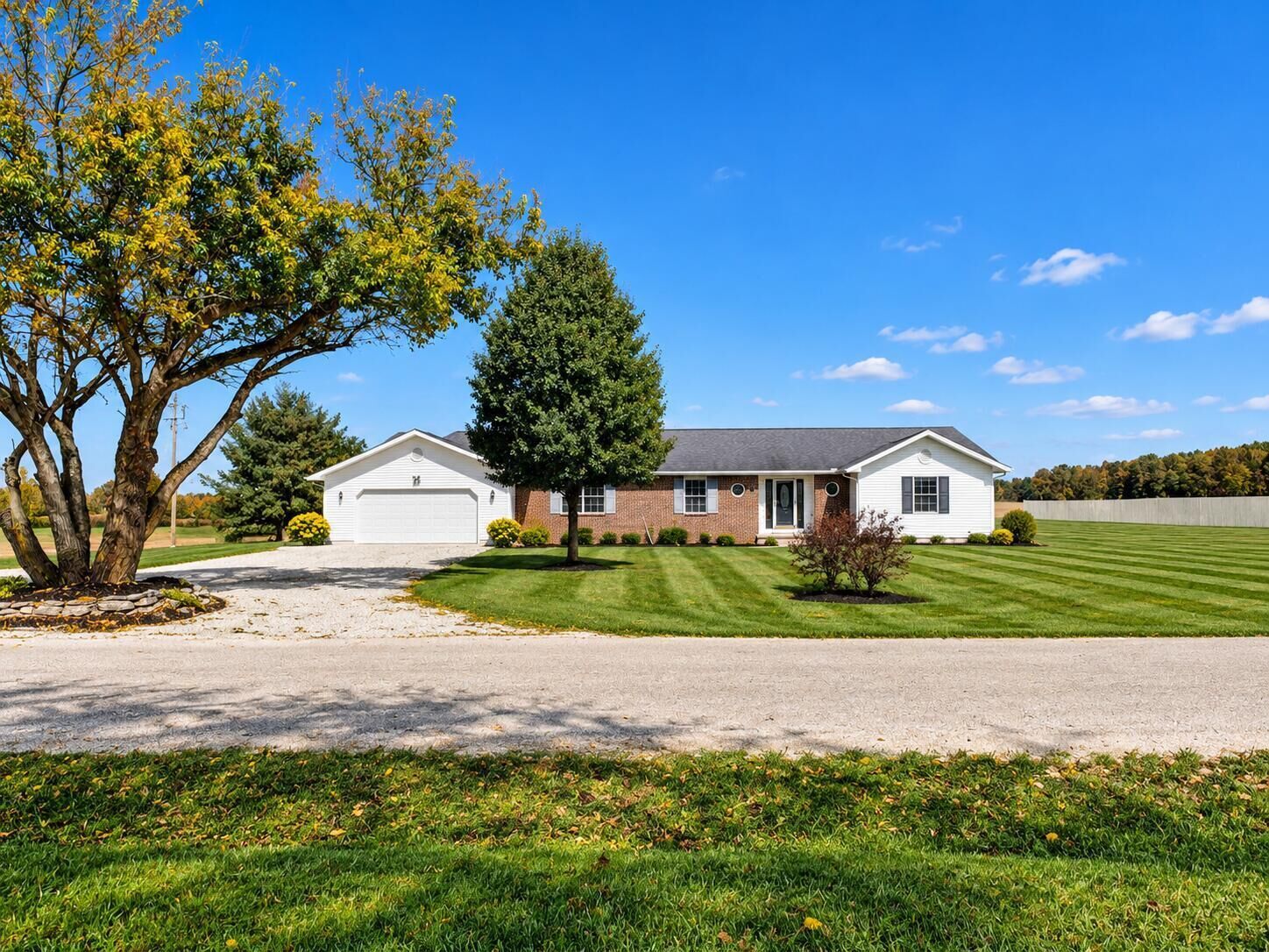 Property Photo: 255 Township Road 158 OH 43003