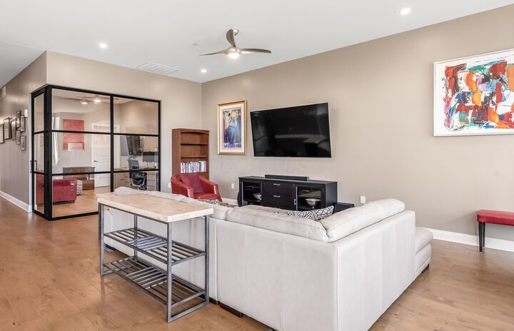 Property Photo: 225 John H McConnell Boulevard OH 43215