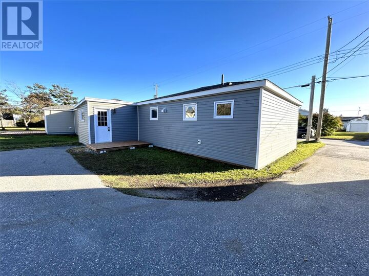 Property Photo:  8 Park Avenue  NL A2N 1G1 