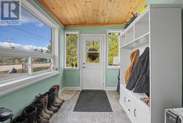 Property Photo:  94 Highway 522 B  ON P0H 2L0 
