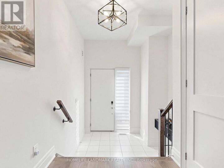 Property Photo:  38 Aylin Crescent  ON L6A 4Z8 