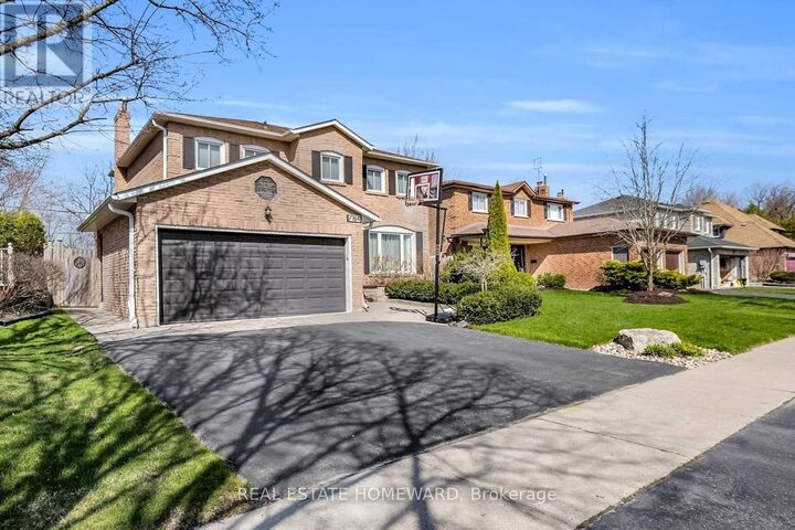 Property Photo: 784 Hill Gate ON L3Y 6M2