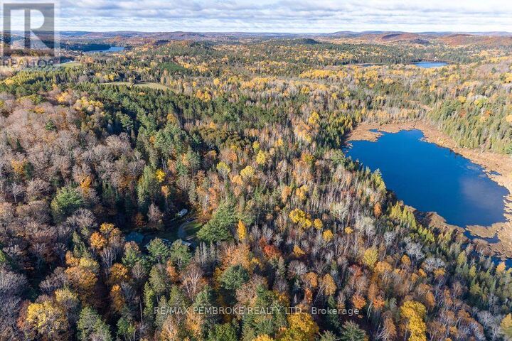 Property Photo: 995 Schutt Road ON K0J 2E0