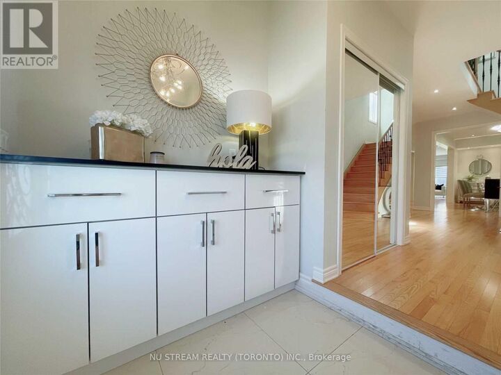 Property Photo:  17 Foxberry Road  ON L9N 0P6 