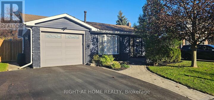 Property Photo:  47 Simpson Avenue  ON L1C 3M5 