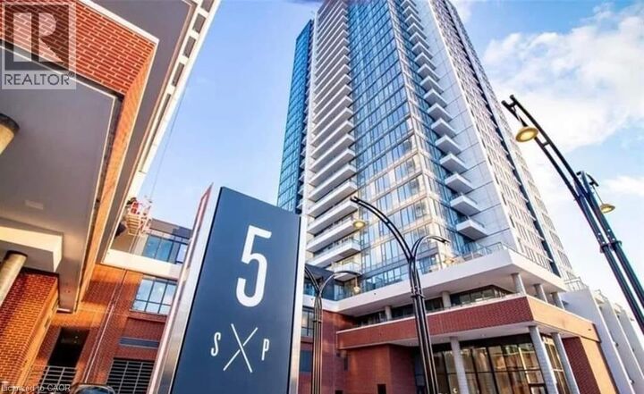 Property Photo:  5 Wellington Street 1703  ON N2G 0E3 
