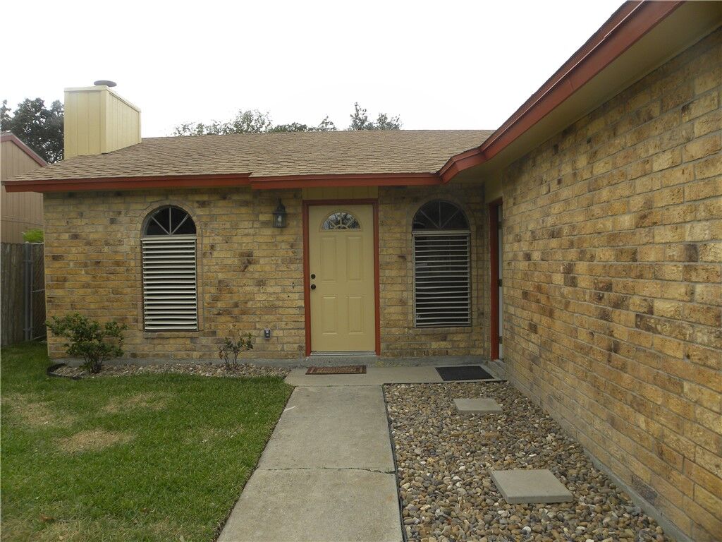 Property Photo: 6013 Deer Creek Drive TX 78415
