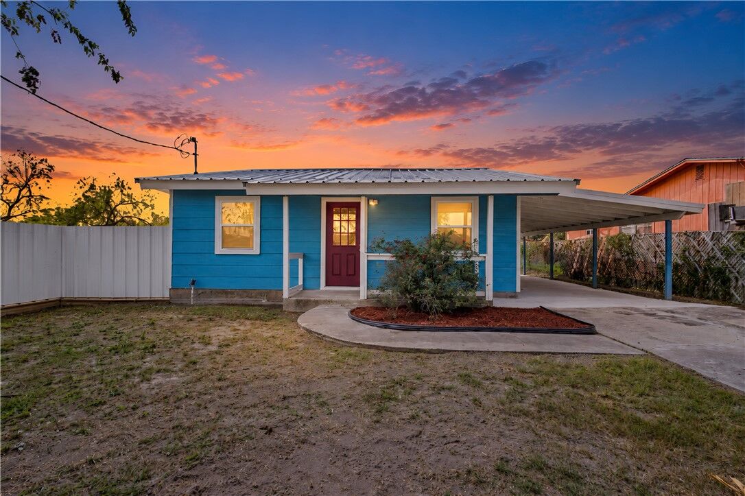 Property Photo: 205 W Hill TX 78332