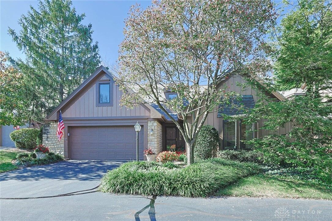 Property Photo: 625 Renolda Woods Court OH 45429
