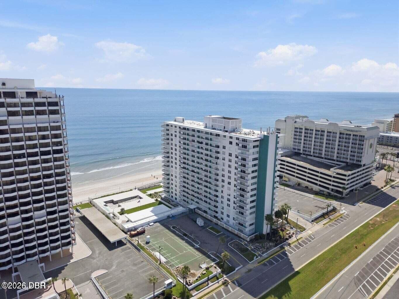Property Photo: 2800 N Atlantic Avenue FL 32118