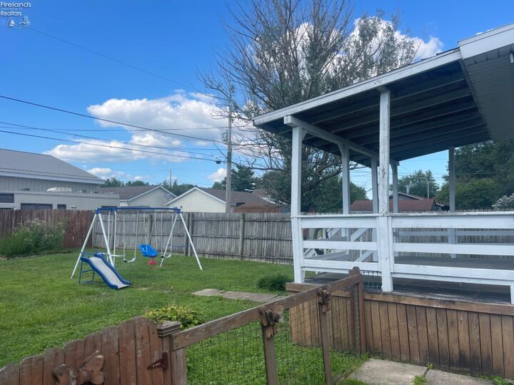 Property Photo:  336 338 Seventh Avenue  OH 44883 